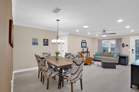 Condo in Ocala, Florida, 2 bedrooms  № 1907225 - photo 6