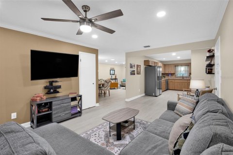 Condo in Ocala, Florida, 2 bedrooms  № 1907225 - photo 8