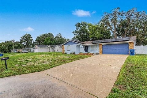 House in Spring Hill, Florida 3 bedrooms, 93.65 sq.m. № 2258424 - photo 30