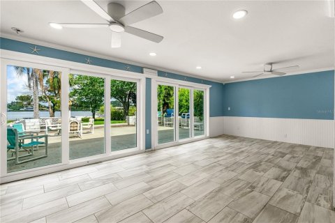 House in New Smyrna Beach, Florida 2 bedrooms, 106.84 sq.m. № 1687868 - photo 7