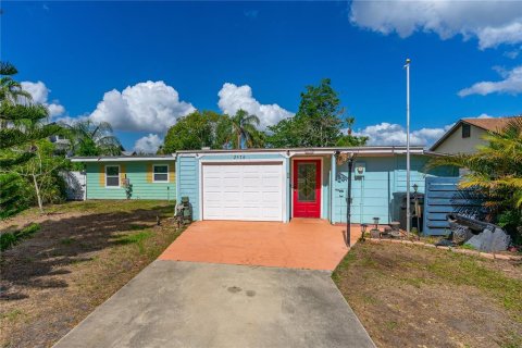 House in New Smyrna Beach, Florida 2 bedrooms, 106.84 sq.m. № 1687868 - photo 2