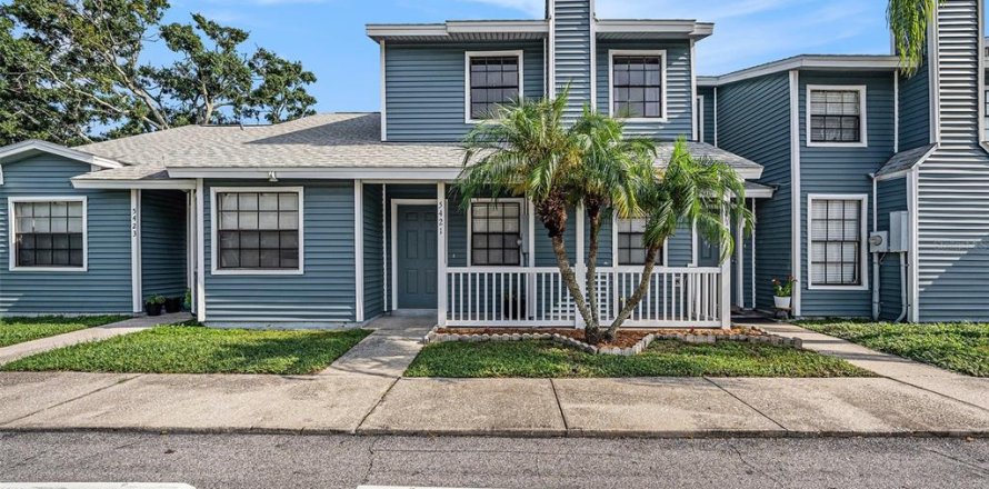 Touwnhouse à Tampa, Floride 3 chambres, 122.07 m2 № 1919430