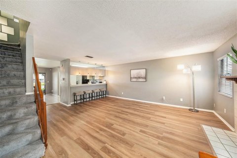 Touwnhouse à vendre à Tampa, Floride: 3 chambres, 122.07 m2 № 1919430 - photo 3
