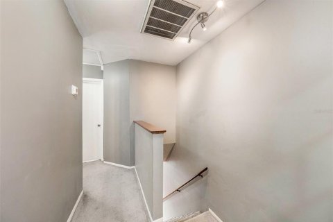Touwnhouse à vendre à Tampa, Floride: 3 chambres, 122.07 m2 № 1919430 - photo 15