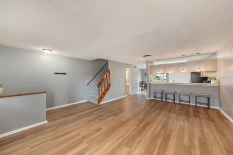 Touwnhouse à vendre à Tampa, Floride: 3 chambres, 122.07 m2 № 1919430 - photo 4