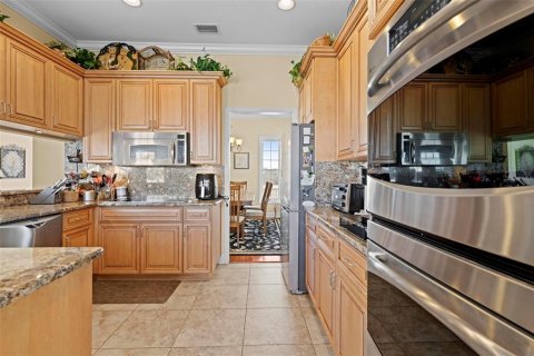 Casa en venta en Brooksville, Florida, 3 dormitorios, 186.27 m2 № 2156133 - foto 19