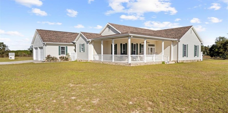 Casa en Brooksville, Florida 3 dormitorios, 186.27 m2 № 2156133