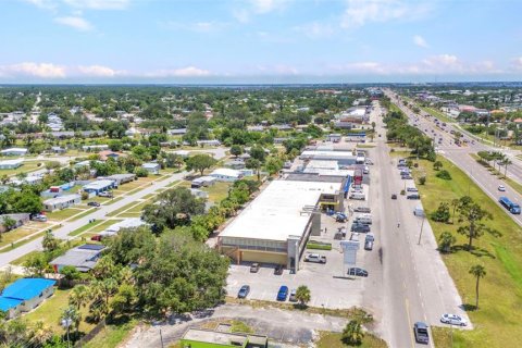 Propiedad comercial en alquiler en Port Charlotte, Florida № 1883877 - foto 4