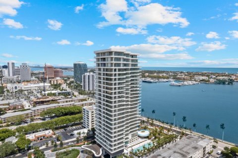 Condo in West Palm Beach, Florida, 3 bedrooms  № 759834 - photo 1