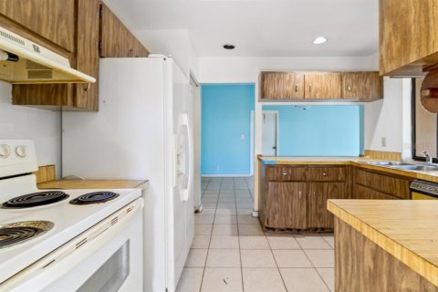 House in Kissimmee, Florida 4 bedrooms, 157.84 sq.m. № 1899410 - photo 21
