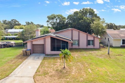House in Kissimmee, Florida 4 bedrooms, 157.84 sq.m. № 1899410 - photo 3
