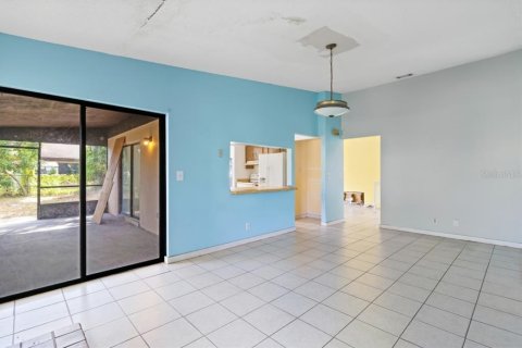 House in Kissimmee, Florida 4 bedrooms, 157.84 sq.m. № 1899410 - photo 17