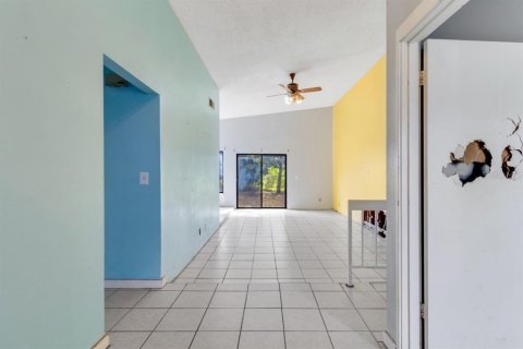 House in Kissimmee, Florida 4 bedrooms, 157.84 sq.m. № 1899410 - photo 19