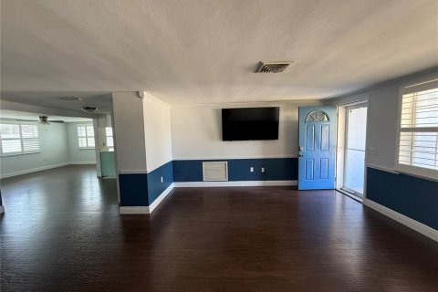Villa ou maison à vendre à New Port Richey, Floride: 3 chambres, 145.11 m2 № 2203554 - photo 2