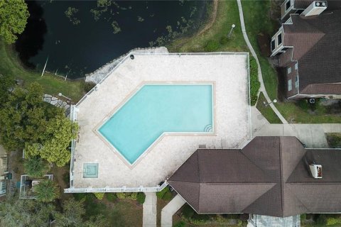 Condo in Orlando, Florida, 2 bedrooms  № 2212273 - photo 25