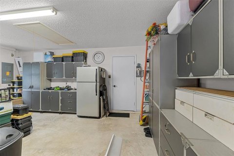 Купить виллу или дом в Лейк-Уэльс, Флорида 11 комнат, 154.12м2, № 1841820 - фото 24