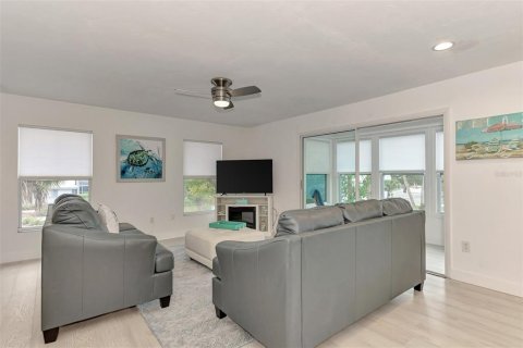 Casa en alquiler en Sarasota, Florida, 3 dormitorios, 209.87 m2 № 803744 - foto 10