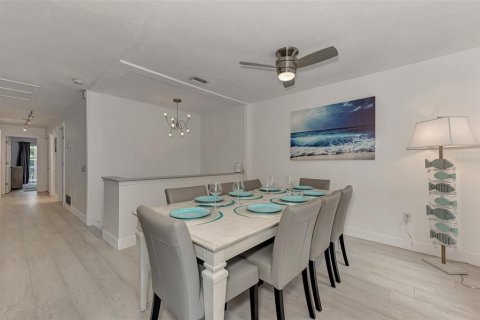 Casa en alquiler en Sarasota, Florida, 3 dormitorios, 209.87 m2 № 803744 - foto 13
