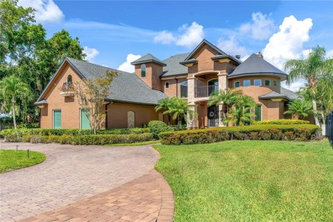 House in Merrit Island, Florida 6 bedrooms, 514.21 sq.m. № 1818971 - photo 2