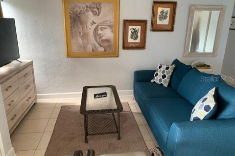 Condominio en venta en Saint Petersburg, Florida, 2 dormitorios, 82.4 m2 № 1918775 - foto 9
