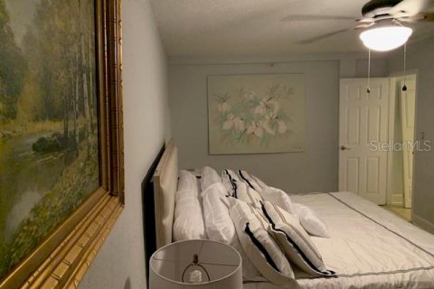 Condominio en venta en Saint Petersburg, Florida, 2 dormitorios, 82.4 m2 № 1918775 - foto 16