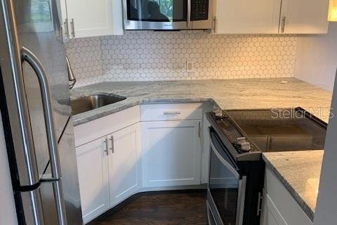 Condominio en venta en Saint Petersburg, Florida, 2 dormitorios, 82.4 m2 № 1918775 - foto 18