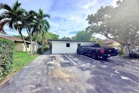 Villa ou maison à Fort Lauderdale, Floride 2 chambres, 144.74 m2 № 2433283