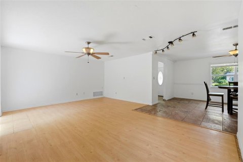 Villa ou maison à vendre à Gainesville, Floride: 3 chambres, 134.99 m2 № 2316589 - photo 10