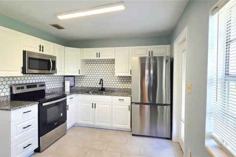 Villa ou maison à vendre à Lakeland, Floride: 3 chambres, 113.43 m2 № 2418998 - photo 27