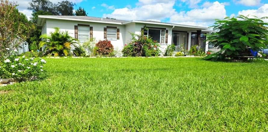 Villa ou maison à Lakeland, Floride 3 chambres, 113.43 m2 № 2418998
