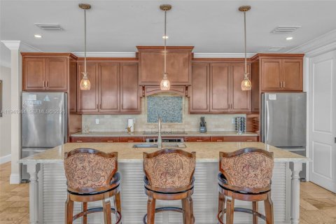 Propiedad comercial en venta en Marathon, Florida, 1133.22 m2 № 1998858 - foto 25