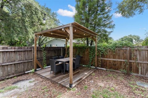 House in Pinellas Park, Florida 4 bedrooms, 107.12 sq.m. № 2266941 - photo 13