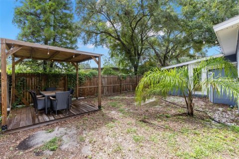 House in Pinellas Park, Florida 4 bedrooms, 107.12 sq.m. № 2266941 - photo 14