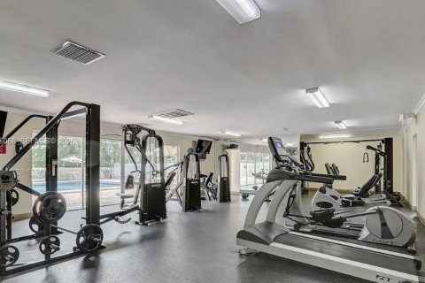 Appartement à louer à North Miami, Floride: 1 chambre, 62.52 m2 № 2084244 - photo 10