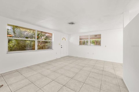 Villa ou maison à vendre à Venice, Floride: 2 chambres, 75.72 m2 № 2391081 - photo 7