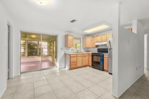 Villa ou maison à vendre à Venice, Floride: 2 chambres, 75.72 m2 № 2391081 - photo 13