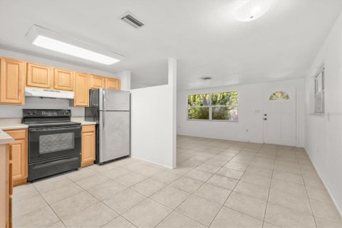 Villa ou maison à vendre à Venice, Floride: 2 chambres, 75.72 m2 № 2391081 - photo 14