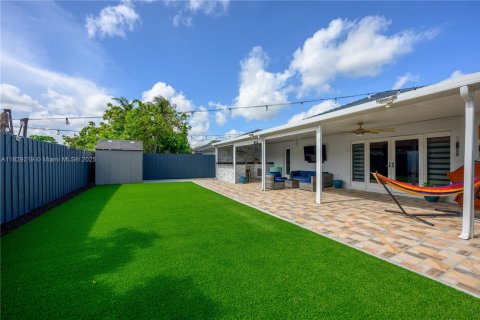 Купить виллу или дом в Майами, Флорида 3 спальни, 138.05м2, № 1957789 - фото 19