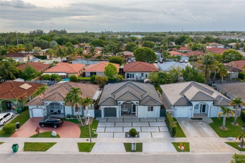 Купить виллу или дом в Майами, Флорида 3 спальни, 138.05м2, № 1957789 - фото 3