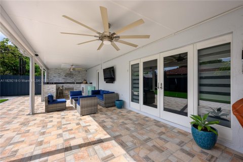 Купить виллу или дом в Майами, Флорида 3 спальни, 138.05м2, № 1957789 - фото 16
