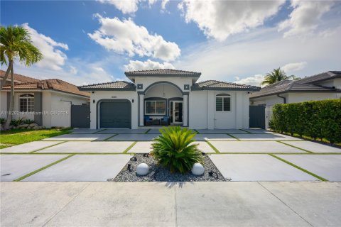 Купить виллу или дом в Майами, Флорида 3 спальни, 138.05м2, № 1957789 - фото 9