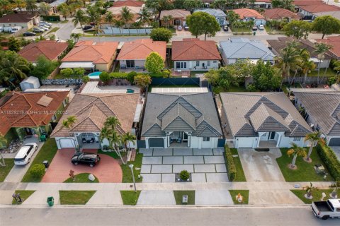 Купить виллу или дом в Майами, Флорида 3 спальни, 138.05м2, № 1957789 - фото 4