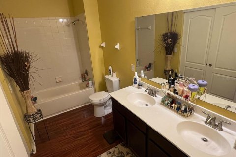 Adosado en venta en Kissimmee, Florida, 4 dormitorios, 177.07 m2 № 1555156 - foto 11