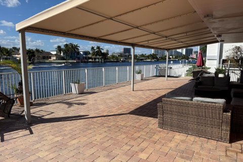Condominio en venta en Hallandale Beach, Florida, 2 dormitorios, 101.45 m2 № 2429792 - foto 6