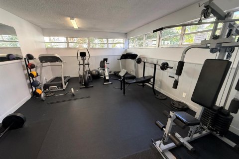 Condominio en venta en Hallandale Beach, Florida, 2 dormitorios, 101.45 m2 № 2429792 - foto 10
