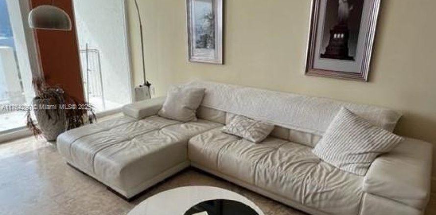 Condo in Miami, Florida, 1 bedroom  № 1645641