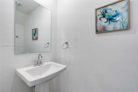 Купить таунхаус в Флорида-Сити, Флорида 2 спальни, 112.23м2, № 2018007 - фото 8