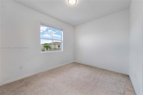 Купить таунхаус в Флорида-Сити, Флорида 2 спальни, 112.23м2, № 2018007 - фото 11