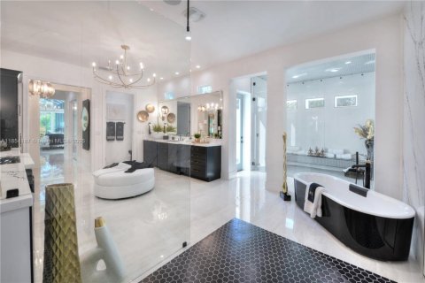 Villa ou maison à vendre à Port Orange, Floride: 4 chambres, 373.93 m2 № 1882172 - photo 17