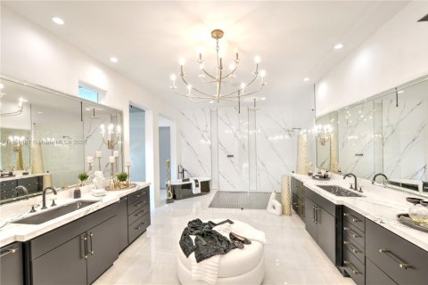 Villa ou maison à vendre à Port Orange, Floride: 4 chambres, 373.93 m2 № 1882172 - photo 19